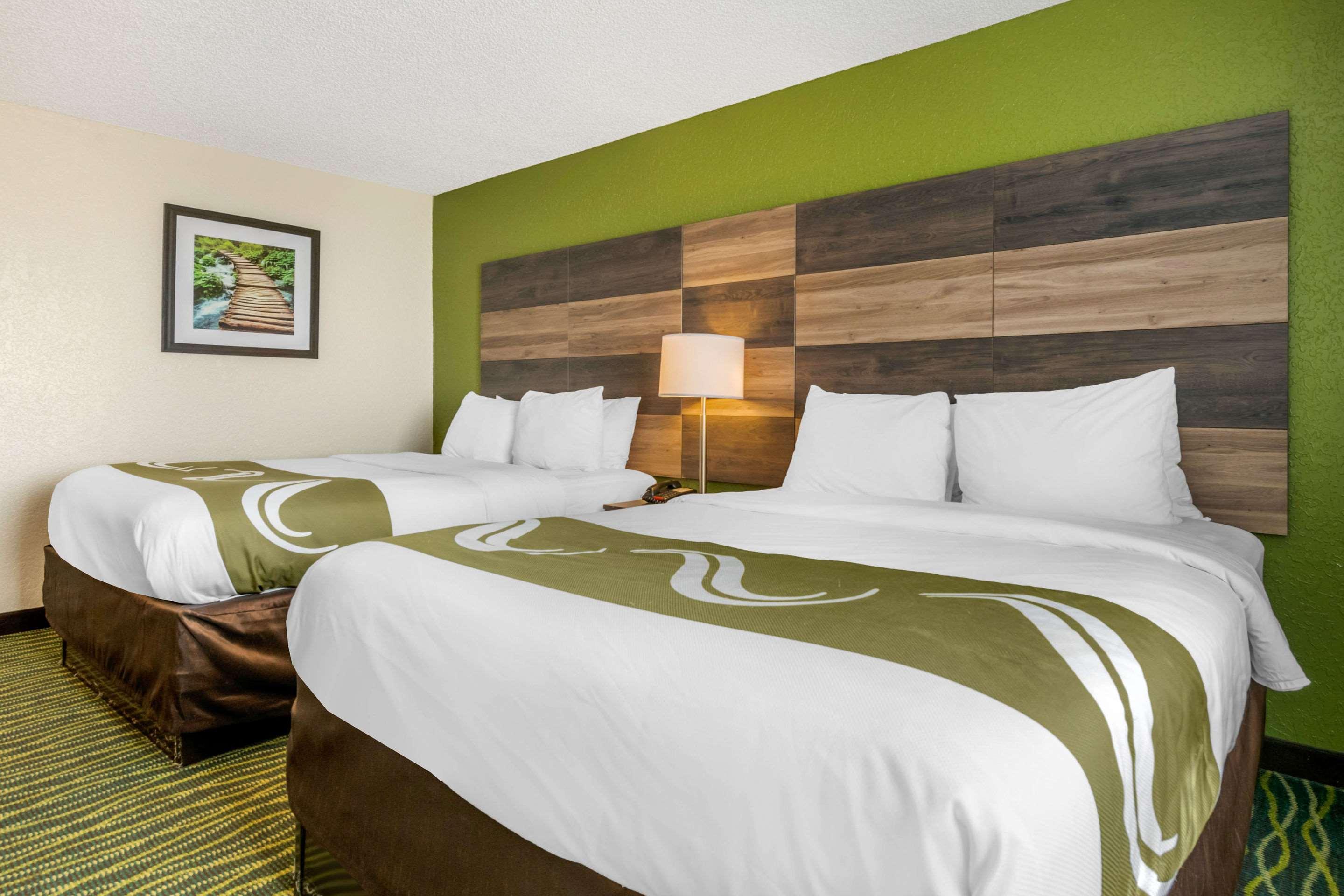 Quality Inn & Suites Leesburg Chain Of Lakes Экстерьер фото