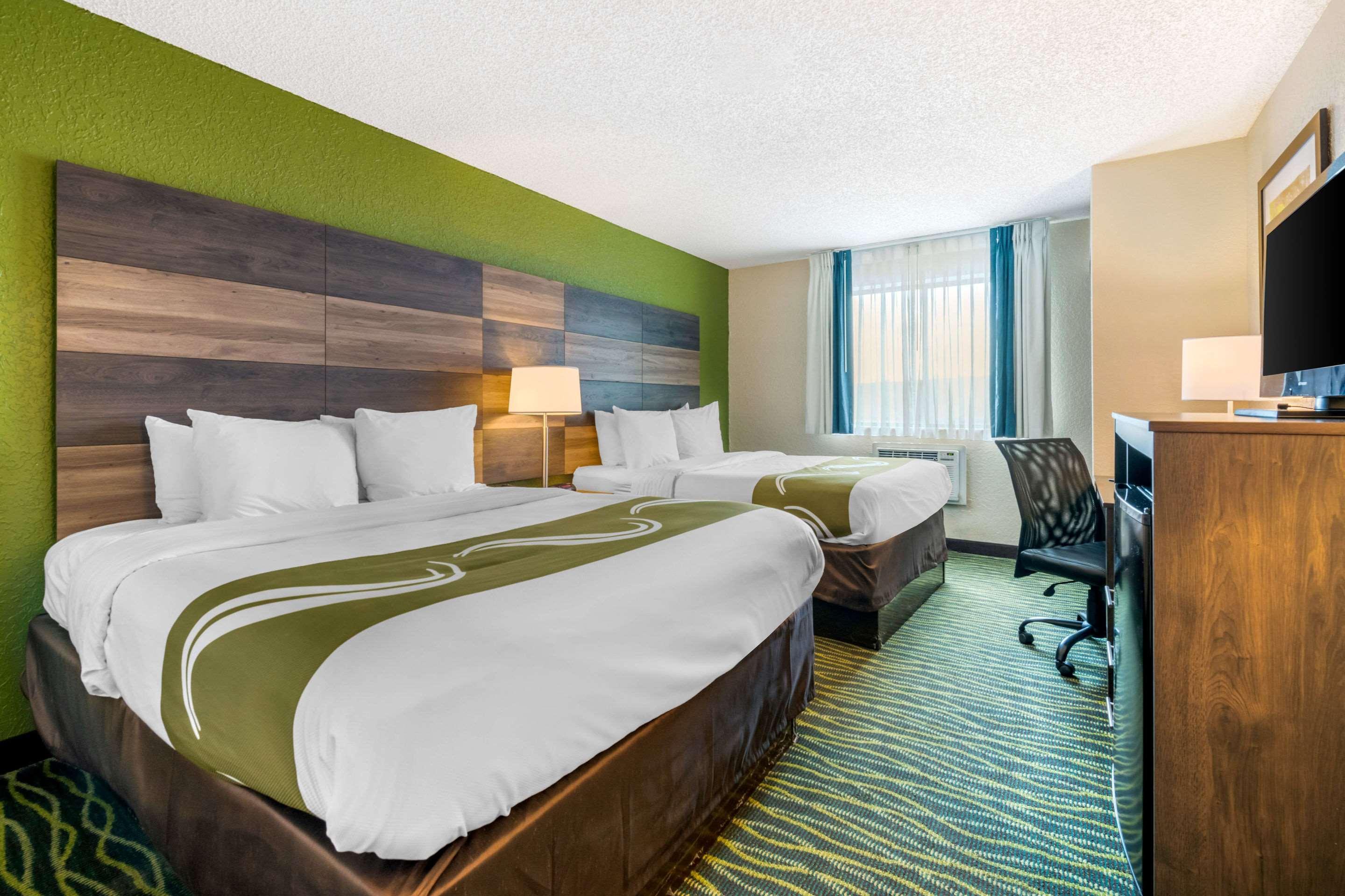 Quality Inn & Suites Leesburg Chain Of Lakes Экстерьер фото