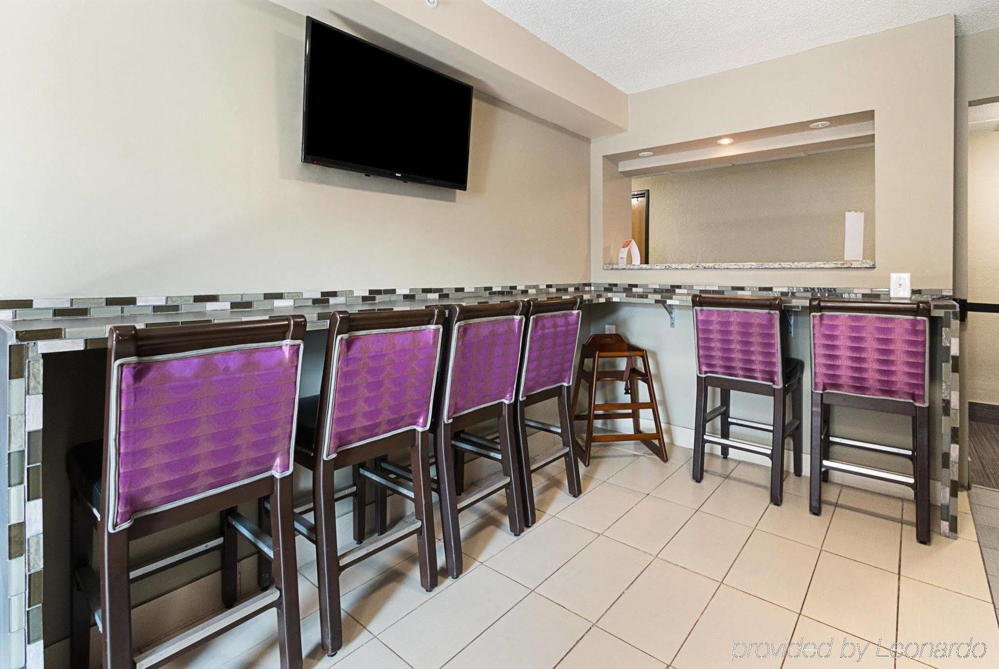 Quality Inn & Suites Leesburg Chain Of Lakes Экстерьер фото